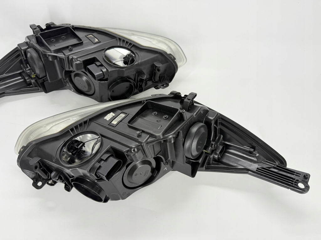 Frontscheinwerfer Ford Focus BM51-13W030-AF BM51-13W029-AF Ein Satz Headlight SCH7233028270bm