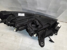 Laden Sie das Bild in den Galerie-Viewer, Frontscheinwerfer Skoda Enyaq IV 5LB941015B LED Links Scheinwerfer Headlight SCH9806990924ut