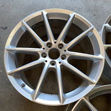 Laden Sie das Bild in den Galerie-Viewer, 1x Alufelge 19 Zoll 10.0" 5x112 A2234011200 A2234011100 Mercedes-Benz W223 FEL5302660765ma