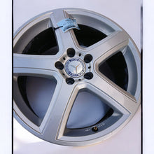 Load image into Gallery viewer, 1x Alufelge 18 Zoll 8.5&quot; 5x112 49ET Glanz Silber Mercedes-Benz Rim Wheel