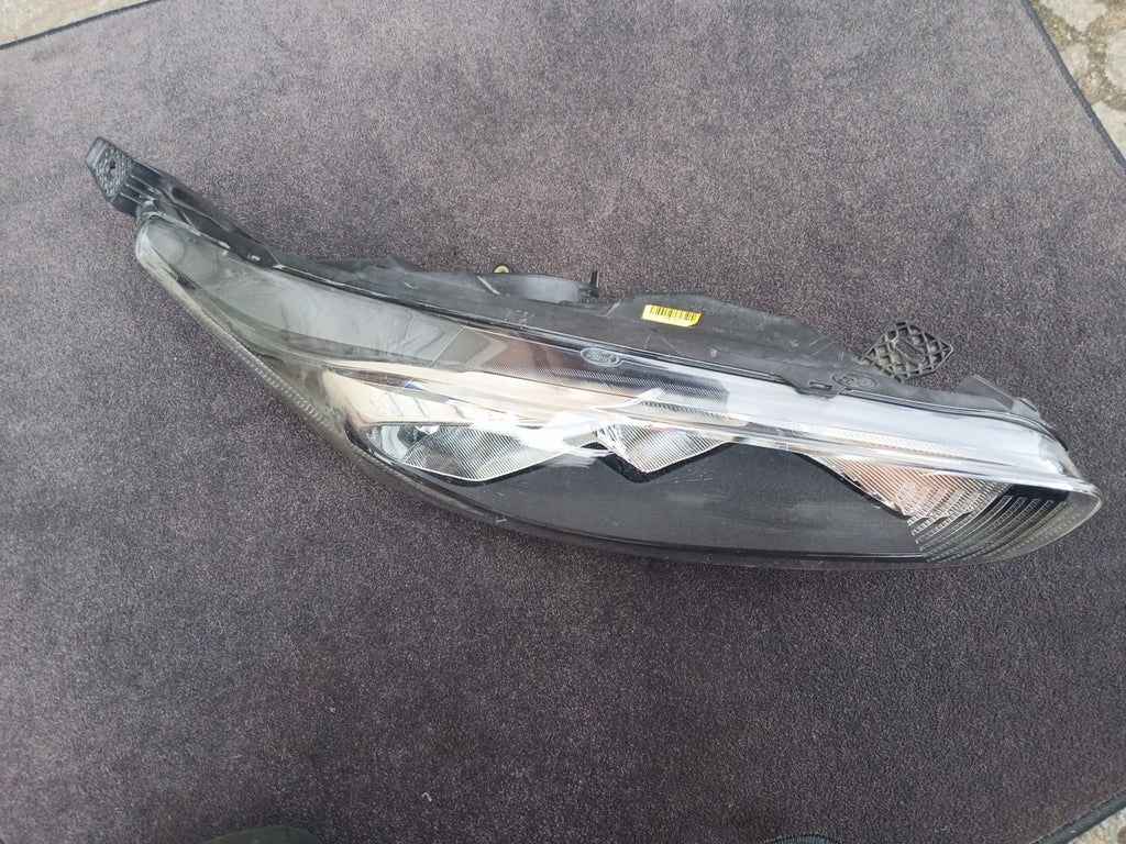 Frontscheinwerfer Ford Fiesta I VII C1BB-13W029-AE Rechts Scheinwerfer Headlight SCH8670143996dd