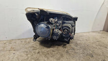 Laden Sie das Bild in den Galerie-Viewer, Frontscheinwerfer Toyota Avensis Links Scheinwerfer Headlight SCH4182430818st