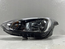 Laden Sie das Bild in den Galerie-Viewer, Frontscheinwerfer Hyundai I10 92101-B9000 Links Scheinwerfer Headlight SCH5326793373mf