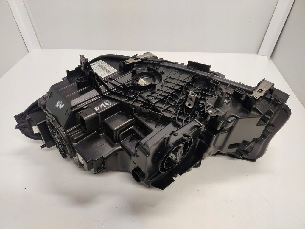 Frontscheinwerfer BMW G30 8499121 7439210 Full LED Ein Stück (Rechts oder Links) SCH9913685553bz