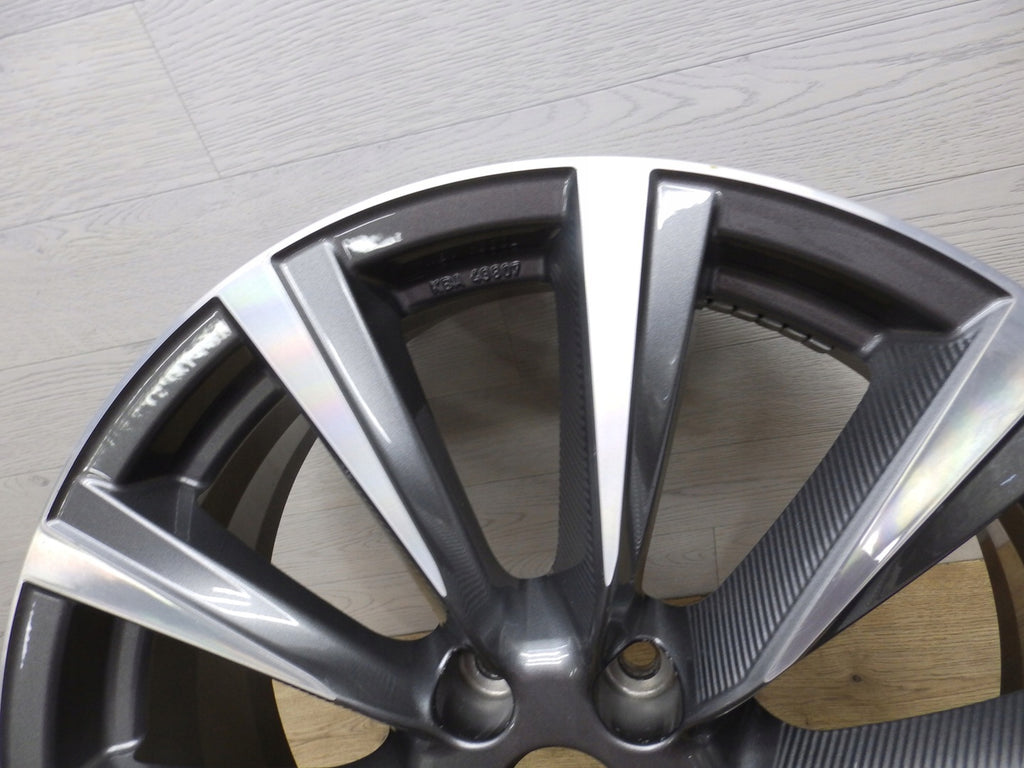 1x Alufelge 19 Zoll 7.0" 5x114.3 40ET Glanz Graphit 8201539754 Mg 1 Kadjar