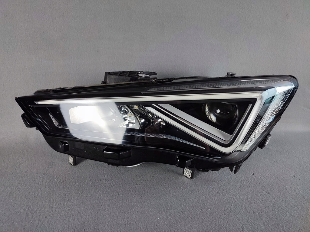 Frontscheinwerfer Seat Leon 5FB941007F LED Links Scheinwerfer Headlight