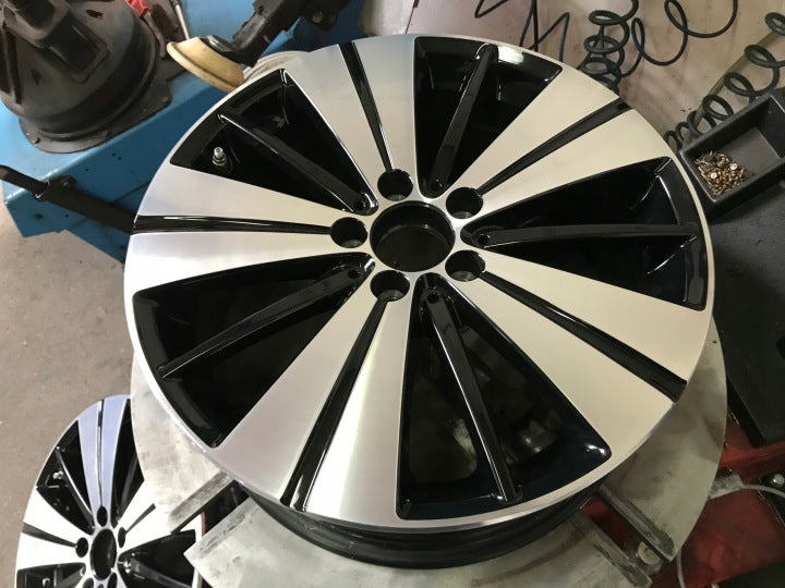 1x Alufelge 18 Zoll 7.5" 5x112 52ET Glanz Schwarz A2464011800 Mercedes-Benz FEL6629029573cv