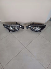 Laden Sie das Bild in den Galerie-Viewer, Frontscheinwerfer Peugeot 108 14R-90061887 Rechts Scheinwerfer Headlight SCH4161597913jc