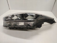 Laden Sie das Bild in den Galerie-Viewer, Frontscheinwerfer Kia Ceed 92101J7500 Full LED Ein Stück (Rechts oder Links)