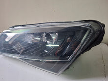Laden Sie das Bild in den Galerie-Viewer, Frontscheinwerfer Skoda Superb 3V1941015B Xenon Links Scheinwerfer Headlight SCH7068336093yf