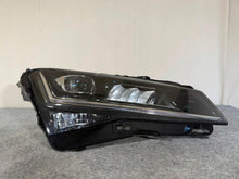 Laden Sie das Bild in den Galerie-Viewer, Frontscheinwerfer Skoda Superb III 3V1941016E 922430111502040001 LED Rechts SCH1664546915hd