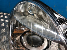 Laden Sie das Bild in den Galerie-Viewer, Frontscheinwerfer Mercedes-Benz W211 Xenon Rechts Scheinwerfer Headlight