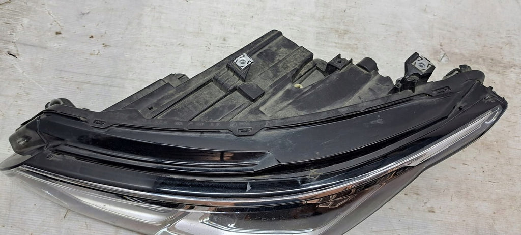 Frontscheinwerfer VW Golf VIII 5H1941005B 90750890 Full LED Rechts oder Links SCH9316064306pm