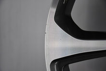 Load image into Gallery viewer, 1x Alufelge 19 Zoll 7.5" 5x114.3 50 5ET 529102P295 Kia Rim Wheel FEL5128116519id