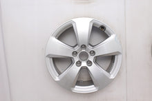 Load image into Gallery viewer, 1x Alufelge 17 Zoll 6.5&quot; 5x112 43ET Glanz Silber 8V0601025AD Audi Rim Wheel