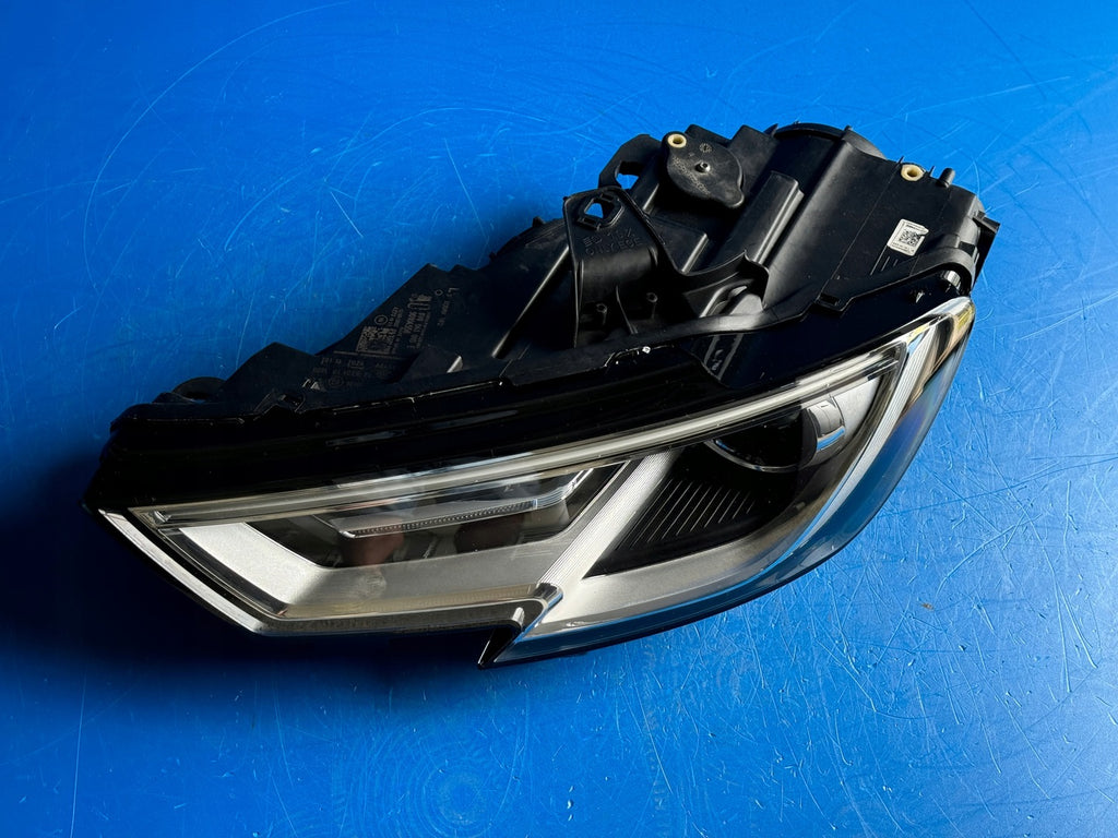 Frontscheinwerfer Audi A3 8V0941005 90104556 Xenon Rechts Scheinwerfer Headlight