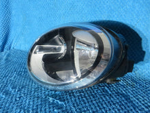 Laden Sie das Bild in den Galerie-Viewer, Frontscheinwerfer VW New Beetle 5C1941005A LED Links Scheinwerfer Headlight