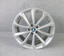 Load image into Gallery viewer, 1x Alufelge 20 Zoll 8.5" 5x112 35ET Glanz Silber 6880688 BMW X7 G07 Rim Wheel FEL6984530246ip