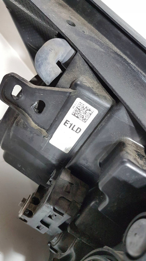 Frontscheinwerfer Kia Soul II GGC11008 Links Scheinwerfer Headlight SCH8245329670sn