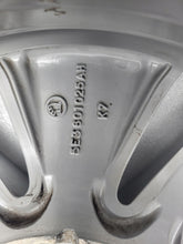 Laden Sie das Bild in den Galerie-Viewer, 1x Alufelge 16 Zoll 7.0&quot; 5x112 46ET Skoda Octavia 5e3 Iv Rim Wheel