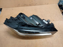 Laden Sie das Bild in den Galerie-Viewer, Frontscheinwerfer Skoda Superb I 3P1941016 LED Rechts Scheinwerfer Headlight SCH5871677067rb