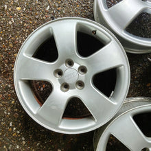 Laden Sie das Bild in den Galerie-Viewer, 4x Alufelge 16 Zoll 6.5" 5x100 42ET Glanz Silber Audi Rim Wheel FEL3321086294ha