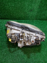 Laden Sie das Bild in den Galerie-Viewer, Frontscheinwerfer Mercedes-Benz W203 0301166276XXX 1307329088 Xenon Rechts SCH1037054565sd