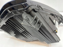 Laden Sie das Bild in den Galerie-Viewer, Frontscheinwerfer Ford Transit Courier R2X6-13E014-AE Rechts Headlight SCH9738321669ny