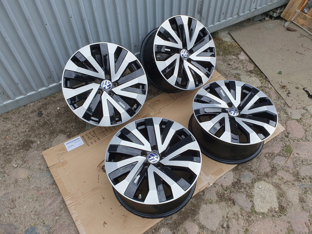 4x Alufelge 18 Zoll 8.0" 5x112 25ET Glanz Schwarz 760601025 Audi Q7 Touareg FEL8331508306oa