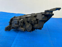 Laden Sie das Bild in den Galerie-Viewer, Frontscheinwerfer Peugeot II 208 9855524880 Rechts Scheinwerfer Headlight SCH7069617314wn