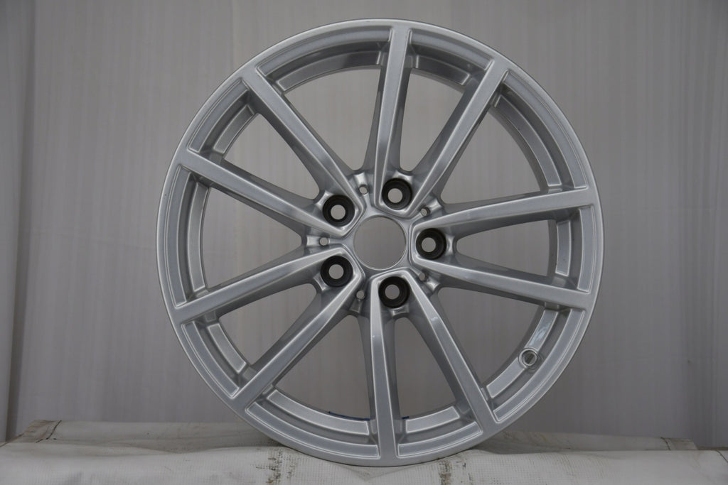 1x Alufelge 17 Zoll 7.5" 5x112 30ET Glanz Silber 6883520 BMW 1 Rim Wheel FEL6815995140nx