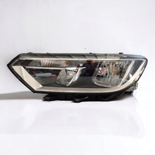 Laden Sie das Bild in den Galerie-Viewer, Frontscheinwerfer VW Passat B8 3G1941005C Halogen Links Scheinwerfer Headlight