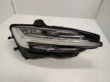 Load image into Gallery viewer, Frontscheinwerfer Volvo S60 V60 323470005 LED Rechts Scheinwerfer Headlight SCH2049234668gw