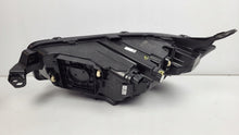 Laden Sie das Bild in den Galerie-Viewer, Frontscheinwerfer VW Transporter Caravelle S741-13E014-AD LED Rechts Headlight SCH6393068650pr