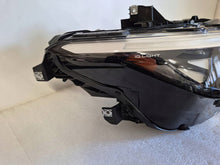 Load image into Gallery viewer, Frontscheinwerfer VW 14B941036B Rechts Scheinwerfer Headlight SCH1294604820wc