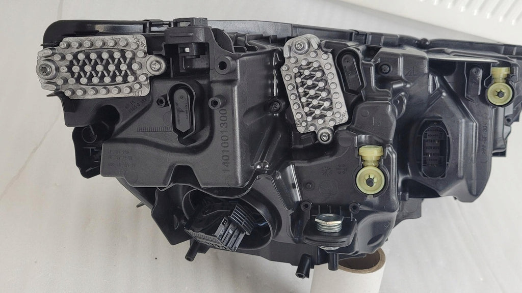 Frontscheinwerfer Skoda Octavia IV 5E4941035 Links Scheinwerfer Headlight SCH5151479323cs