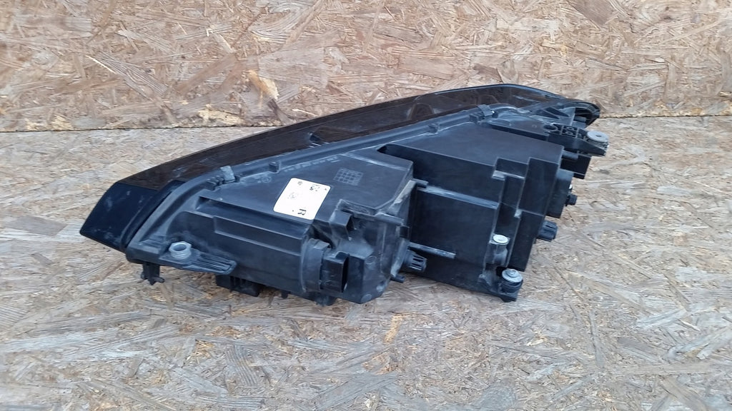 Frontscheinwerfer VW Touran 5TA941036B LED Rechts Scheinwerfer Headlight