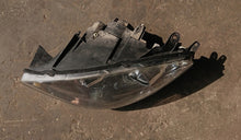 Laden Sie das Bild in den Galerie-Viewer, Frontscheinwerfer Peugeot 1401106280 Xenon Links Scheinwerfer Headlight