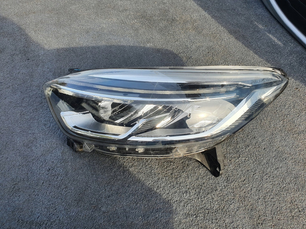 Frontscheinwerfer Renault Captur I Ein Stück (Rechts oder Links) Headlight