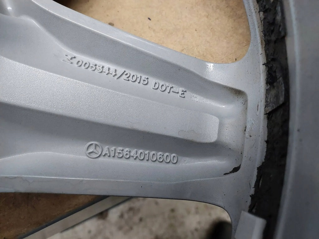 1x Alufelge 19 Zoll 8.0" 5x112 43,5ET A1564010600 Mercedes-Benz Gla Rim Wheel FEL2250146229mh