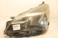 Load image into Gallery viewer, Frontscheinwerfer Toyota Yaris Ein Stück (Rechts oder Links) Headlight SCH2434728272wv