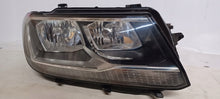 Laden Sie das Bild in den Galerie-Viewer, Frontscheinwerfer VW Tiguan 030110120200 5NB941006B Rechts Headlight