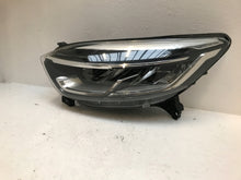 Laden Sie das Bild in den Galerie-Viewer, Frontscheinwerfer Renault Captur 260606152R LED Links Scheinwerfer Headlight SCH9141218621sw