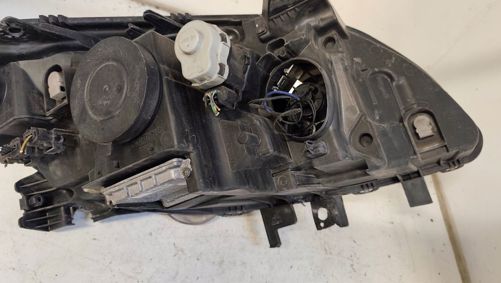 Frontscheinwerfer Renault Laguna III 150411-610009-0075 Xenon Links Headlight SCH4957053491el
