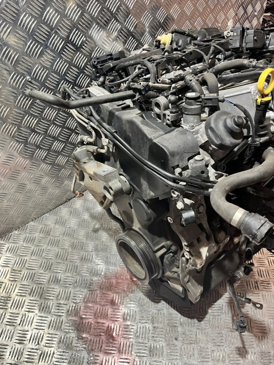 Motor VW Passat B8 DCZ 1.6 TDI 120PS 88kW 81TKm 2019 Engine Komplett MOT6179422759ow