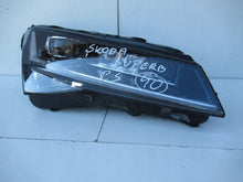 Laden Sie das Bild in den Galerie-Viewer, Frontscheinwerfer Skoda Superb III 3V1941016D LED Rechts Scheinwerfer Headlight