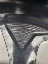Laden Sie das Bild in den Galerie-Viewer, 1x Alufelge 19 Zoll 7.5" 5x114.3 49ET Kia Ev6 Cv Rim Wheel FEL7698692414lv