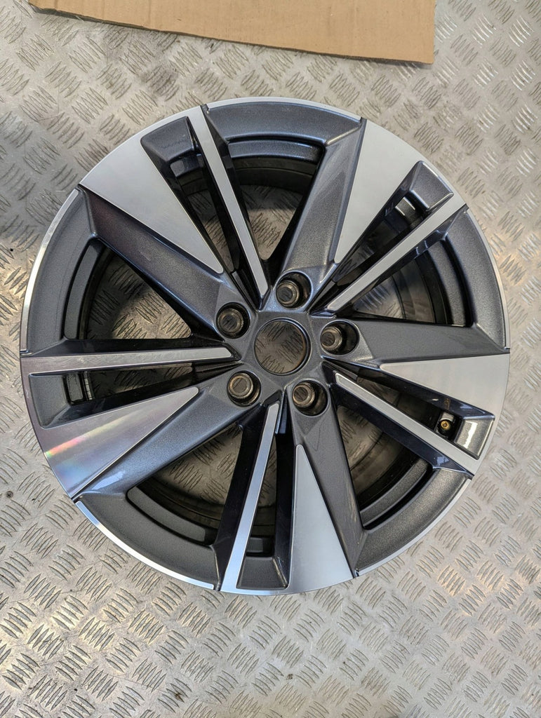 1x Alufelge 17 Zoll 7.0" 5x112 45ET 57A601025AA Skoda Karoq Rim Wheel FEL8111053740yz