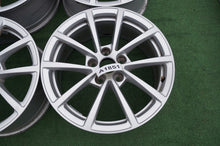 Load image into Gallery viewer, 4x Alufelge 17 Zoll 7.5" 5x112 36ET Glanz Silber 4K0601025 Audi A6 C7 B9 FEL8982817082xp