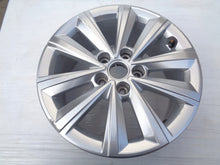 Laden Sie das Bild in den Galerie-Viewer, 1x Alufelge 16 Zoll 7.0" 5x108 44ET 9843281280 Opel Crossland X Rim Wheel FEL3063035611yn